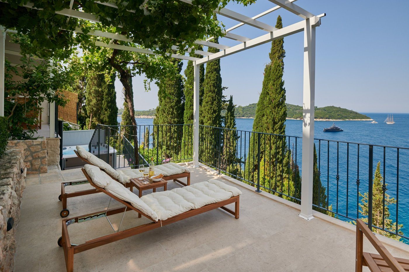 Main terrace with panoramic Dubrovnik view